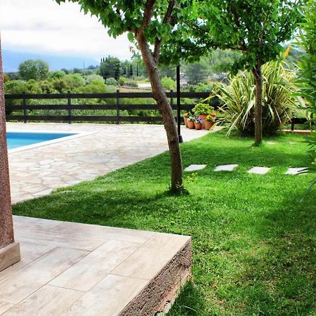 Villa Cottage Kantrillies Fokata 外观 照片