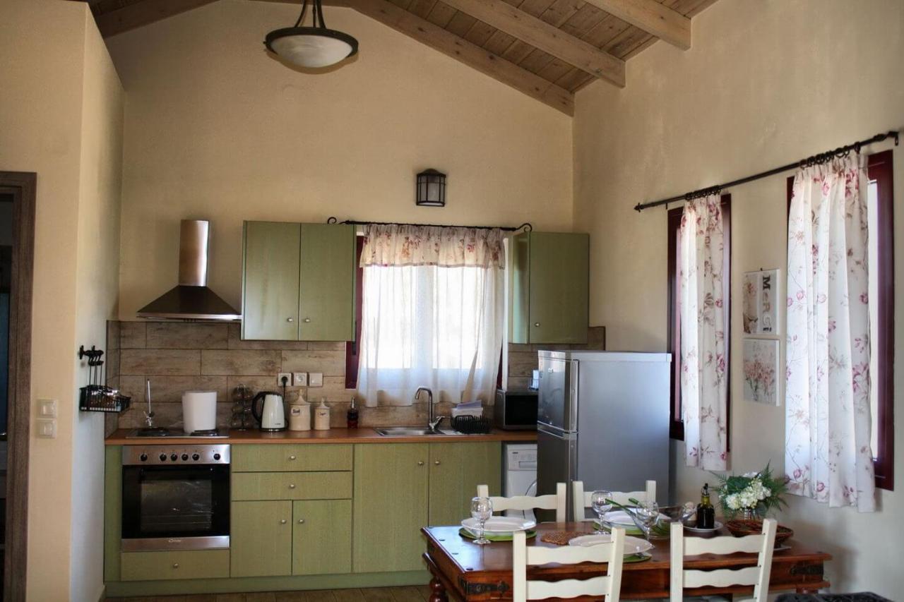 Villa Cottage Kantrillies Fokata 外观 照片