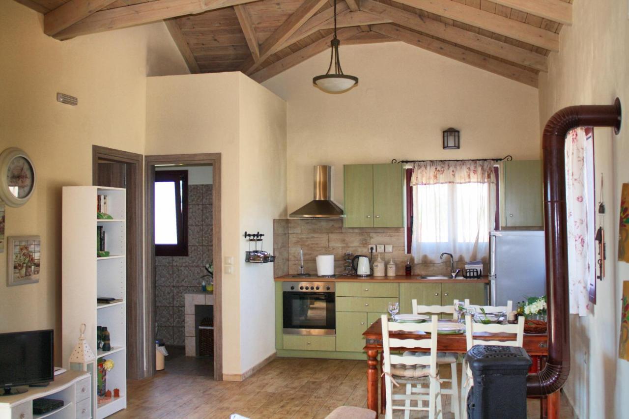 Villa Cottage Kantrillies Fokata 外观 照片